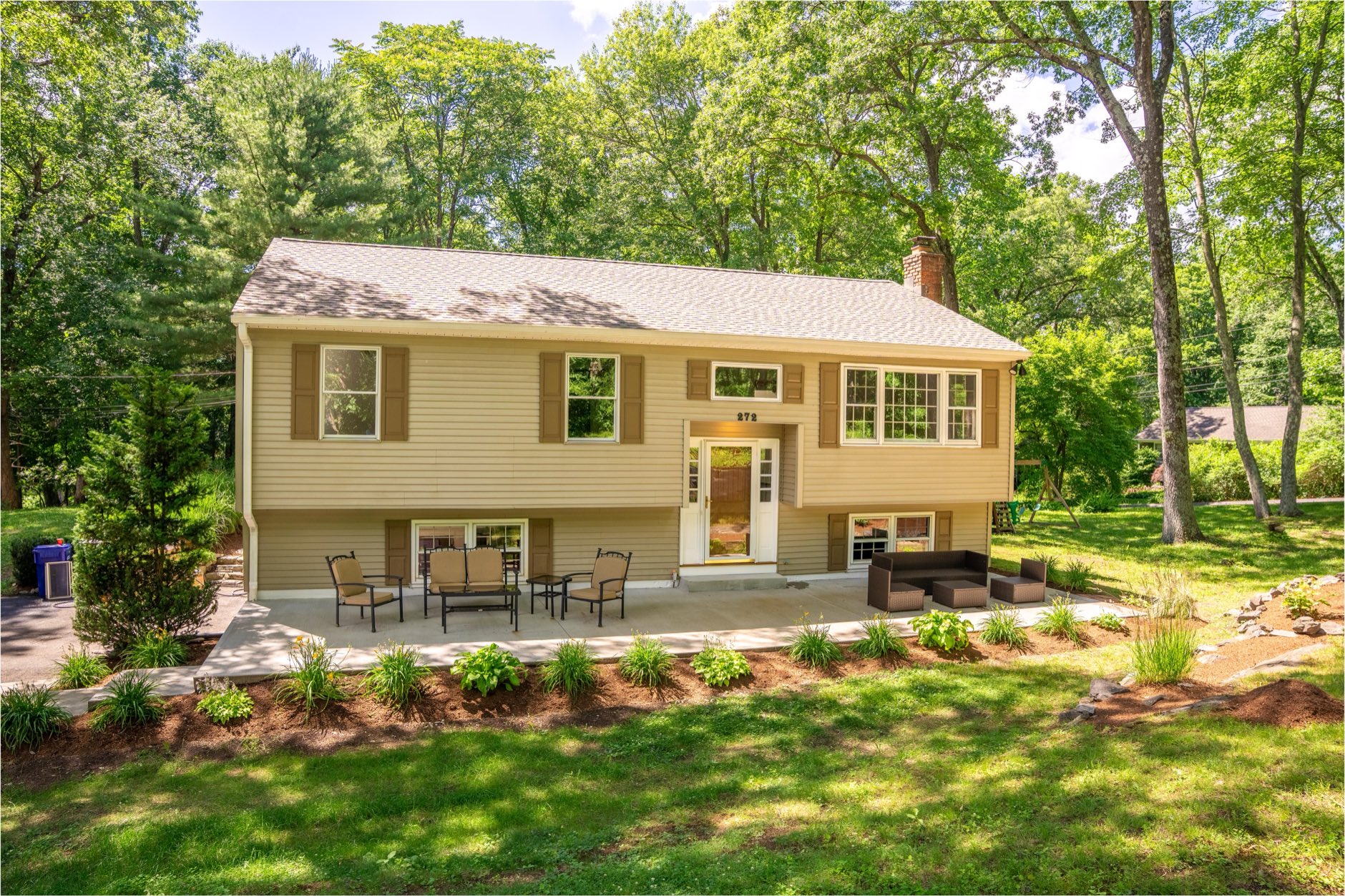 272 Candlewood Lake Road North, New Milford CT, listed by Connor Kostyra, RE/MAX Rise